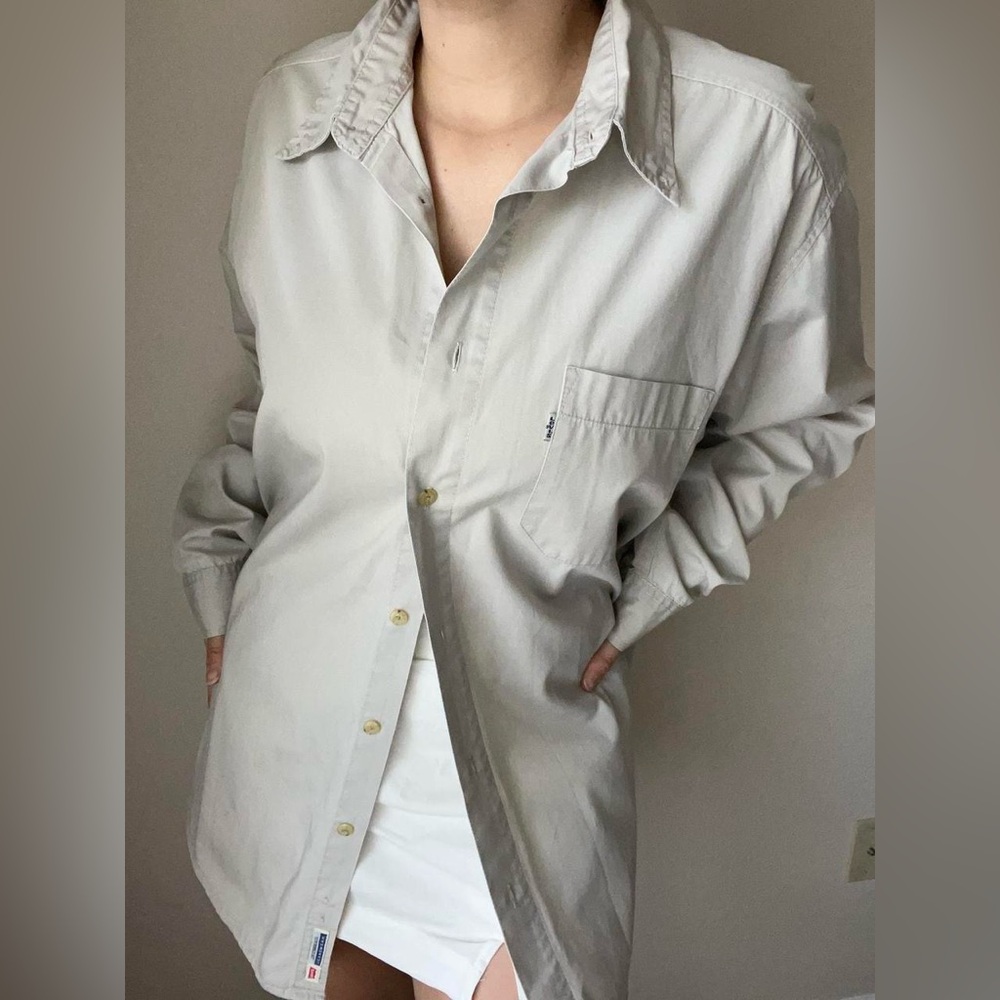Levi's beige long sleeve button down utility safari with pocket size L/XL men’s